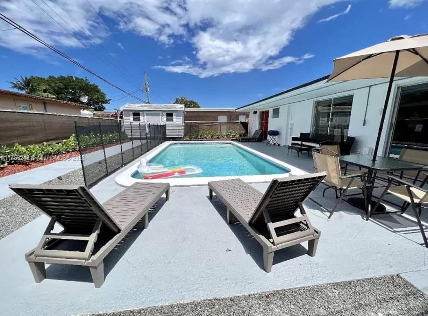Tropical Villa Pool Courtyard & Garden View Fort Lauderdale Dış mekan fotoğraf
