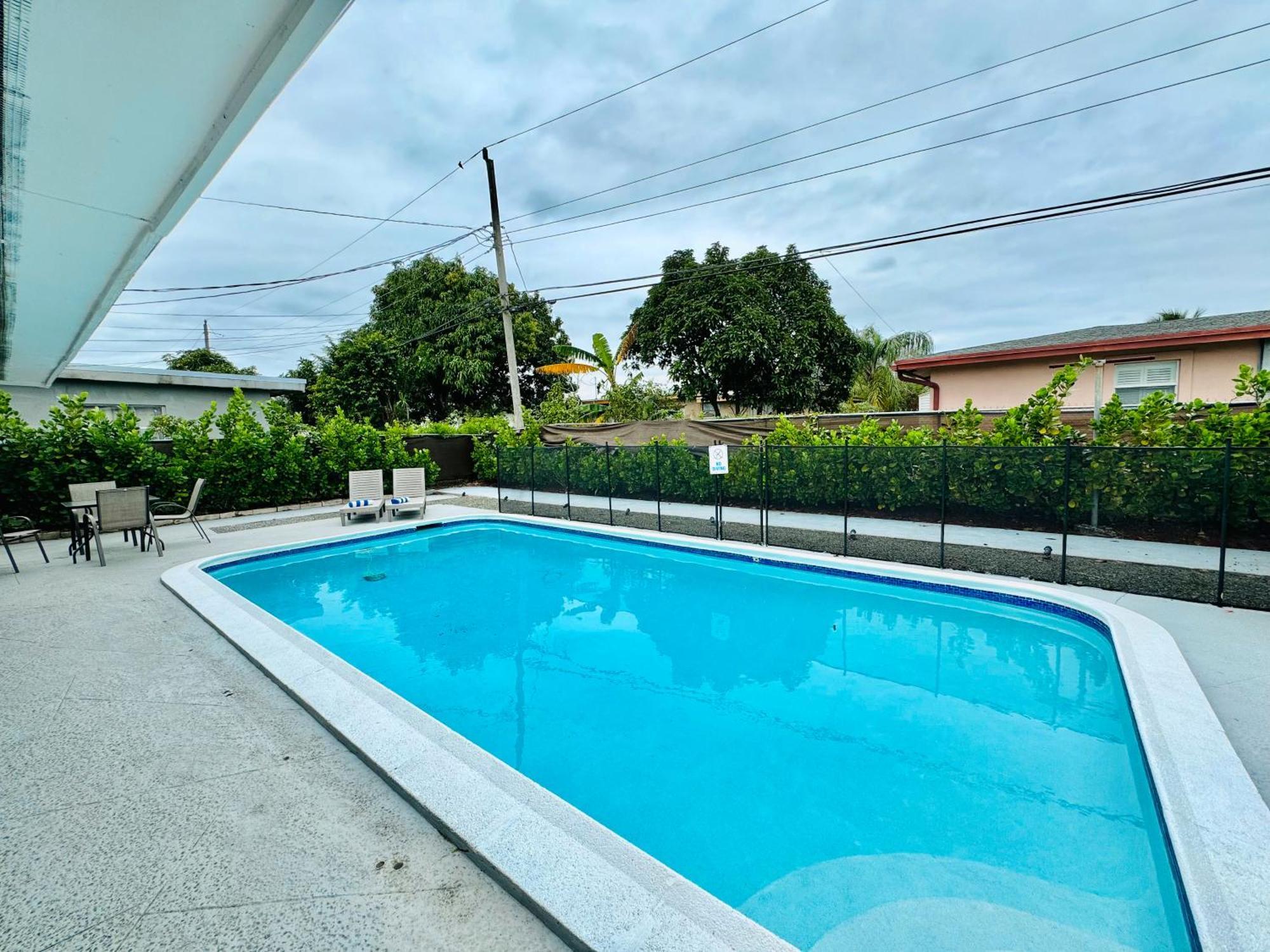 Tropical Villa Pool Courtyard & Garden View Fort Lauderdale Dış mekan fotoğraf