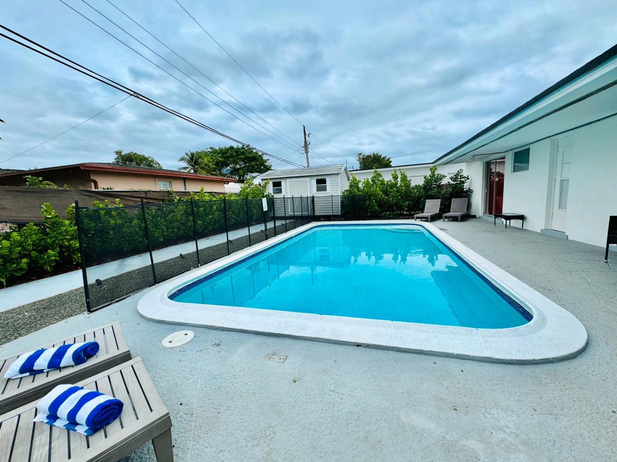 Tropical Villa Pool Courtyard & Garden View Fort Lauderdale Dış mekan fotoğraf