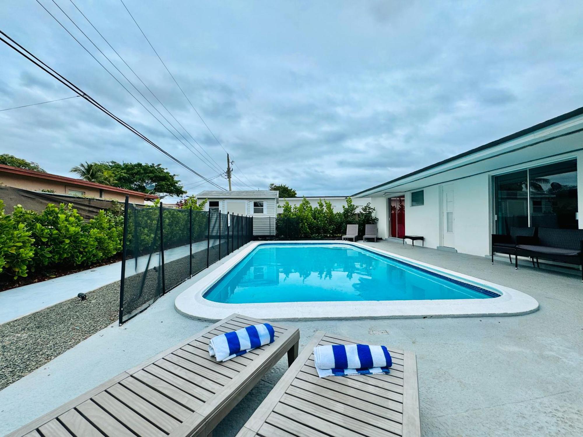 Tropical Villa Pool Courtyard & Garden View Fort Lauderdale Dış mekan fotoğraf
